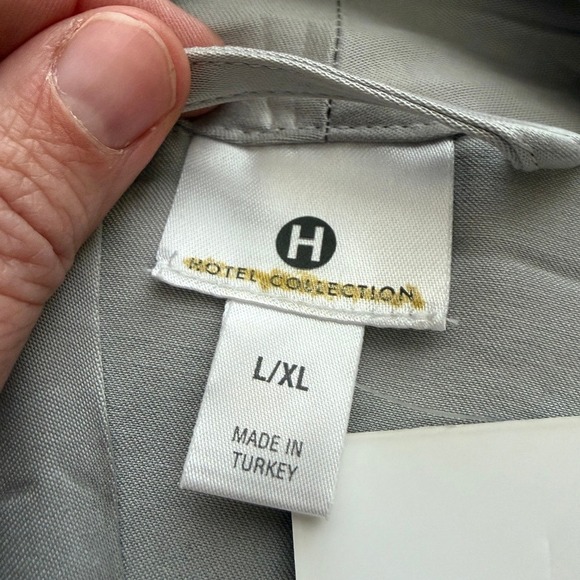 Hotel Collection $280 Kimono Style Satin Robe Womens L/XL Silver Gray Luxury - Picture 6 of 13